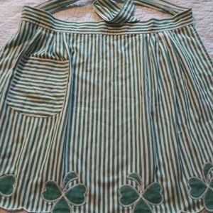 Vintage apron with shamrocks